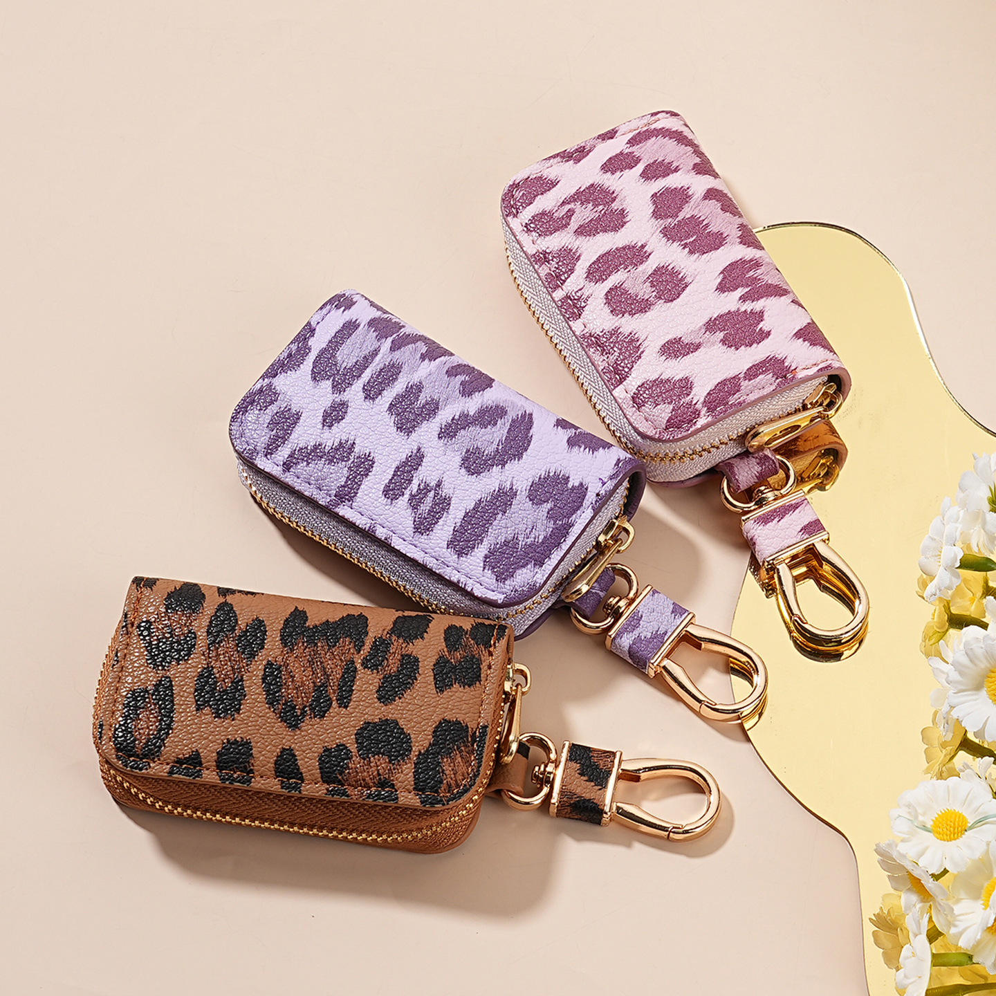 Police Car Keychain - Creative Leopard Print Hair Storage Keychain by Yiwu Fanni Trading